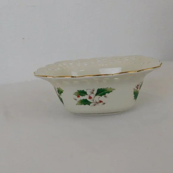 Pierced Treat Bowl Square Gold Trim Royal Limited Holly Holiday Christmas Japan - Picture 4 of 10